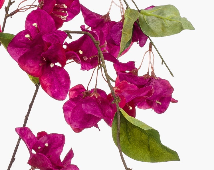 Künstlicher Bougainvillea-Zweig mit magentafarbenen Blüten und grünen Blättern.
