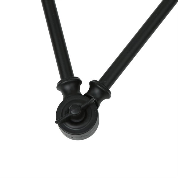 Detail einer verstellbaren Lampenhalterung mit Drehknopf