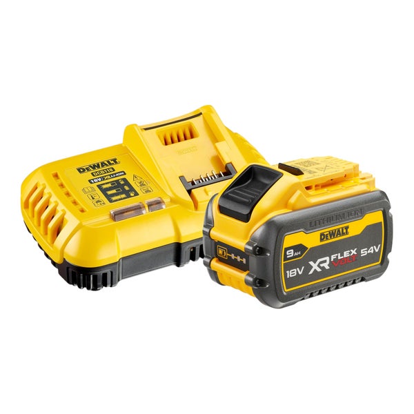 DeWalt DCB118 Schnellladegerät mit einem 18 Volt XR FLEXVOLT 54 Volt 9 Amperestunden Lithium-Ionen Akku.