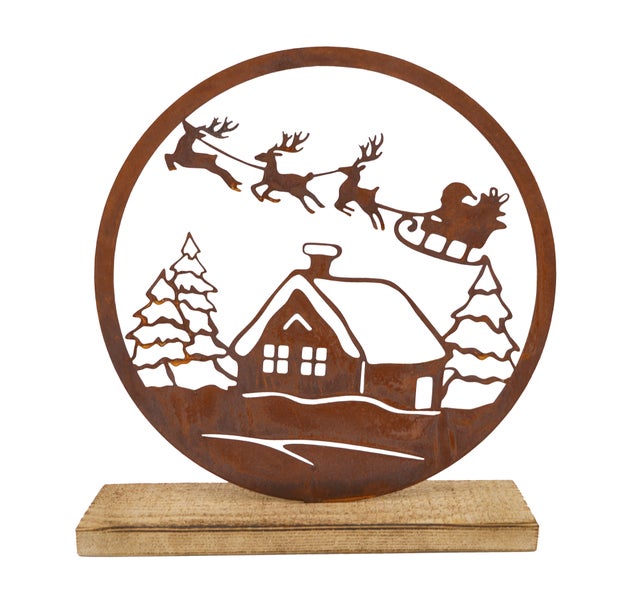 Weihnachtsdekoration aus Metall in Edelrostoptik auf einem Holzsockel mit Motiv Weihnachtsmann im Schlitten und Winterlandschaft