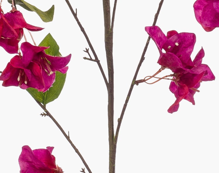 Künstlicher Bougainvillea-Zweig mit magentafarbenen Blüten und grünen Blättern