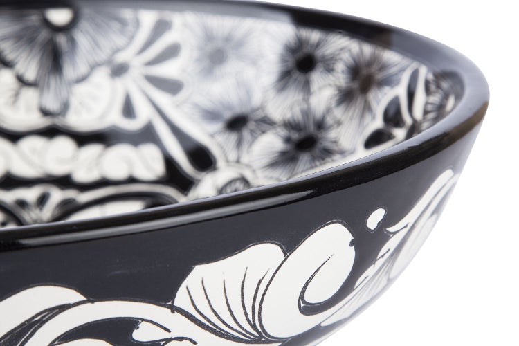 Keramik Waschbecken mit Blumenmuster