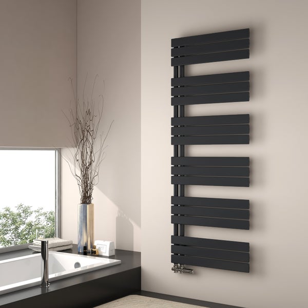 EMKE Badheizkörper Flach 1599x600 mm Schwarz Handtuchwärmer Handtuchtrockner, Panel Handtuchhalter Seitenanschluss für Bad Warmwasser 958W