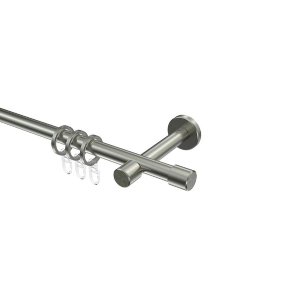 Gardinenstange aus Metall mit Gardinenringen