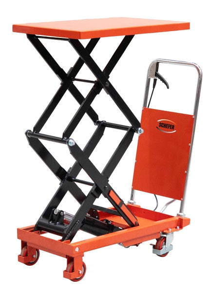 Mobiler Scherenhubtischwagen in Orange mit schwarzer Doppelschere, Metallrahmen, Schiebebügel und vier Rollen.