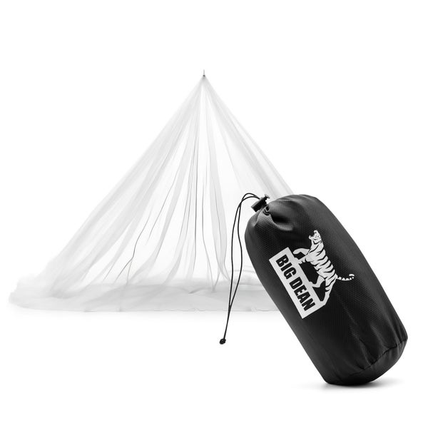 Moskitonetz mit zugehöriger Aufbewahrungstasche