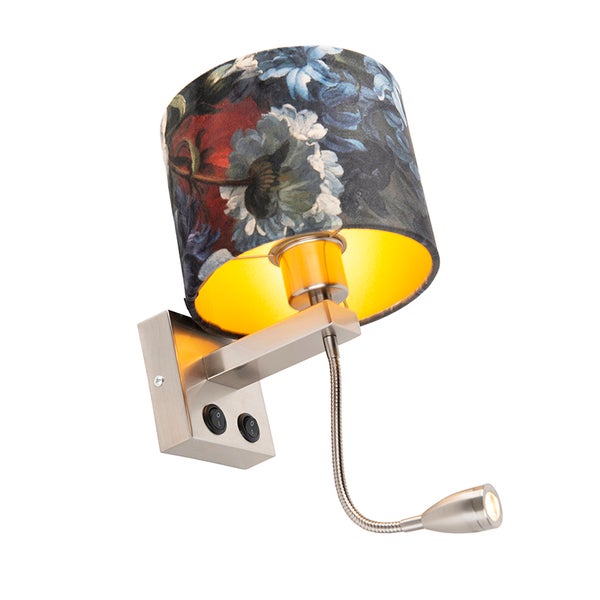 Wandleuchte mit Lampenschirm und flexiblem Lesearm