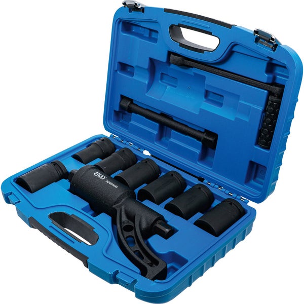 Drehmomentverstärker-Satz mit Steckschlüsseleinsätzen in einem blauen Koffer