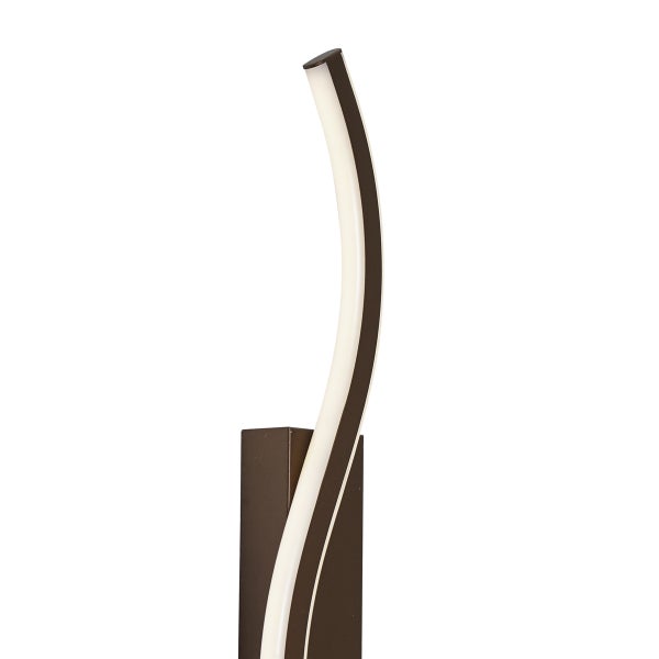 Gebogene Wandleuchte aus Metall und Kunststoff