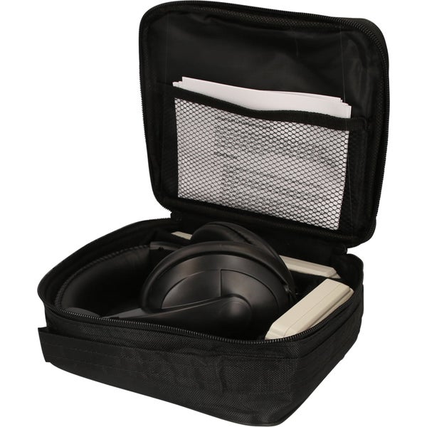 Schwarze Kopfhörer in einer schwarzen Tasche mit Reißverschluss und Bedienungsanleitung.