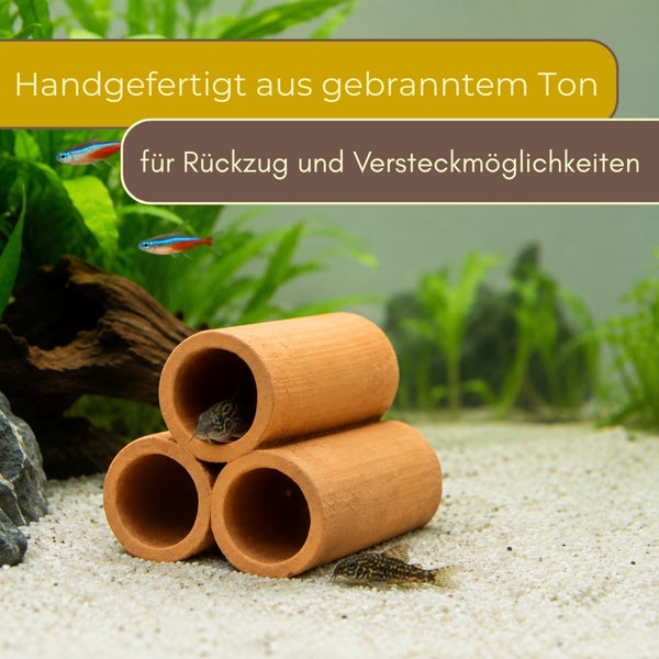 Aquarium-Deko aus handgefertigtem, gebranntem Ton, bestehend aus drei gestapelten Röhren als Versteck für Fische im Aquarium.
