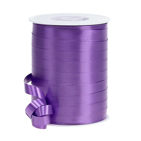 Lila Geschenkband auf Rolle