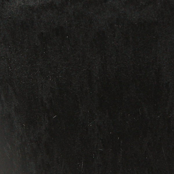 Schwarze Oberfläche