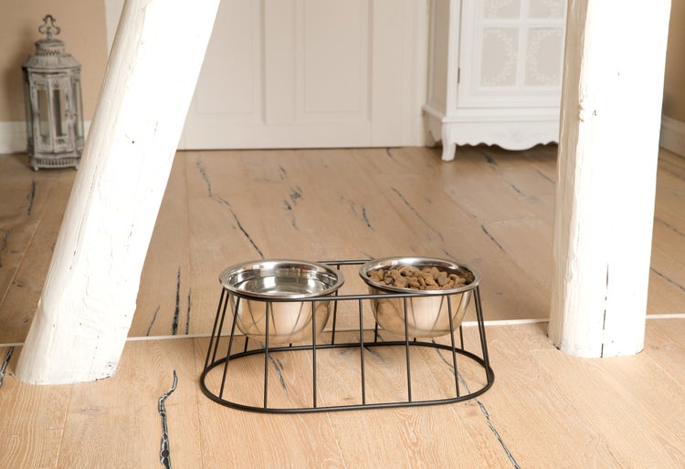 WONDERMAKE - Design Hundenapf erhöht für mittelgroße / große Hunde mit Ständer, Futternapf Hund Futterstation rutschfest aus Edelstahl, Fressnapf 2er Set 2 Näpfe doppelt, silber schwarz