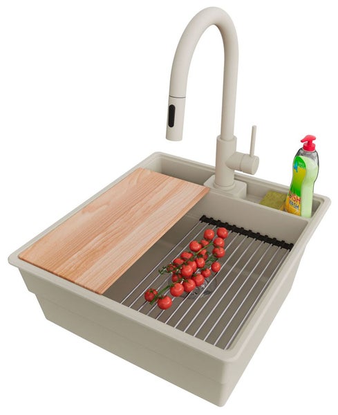 Spüle mit Abtropfgestell, Schneidebrett, Spülmittel und Armatur