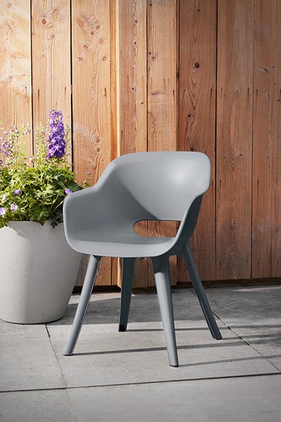 Akola Stuhl 2er-Set, 55x56x80 cm, ergonomisch, wetterfest, aus Kunststoff, modern für draußen