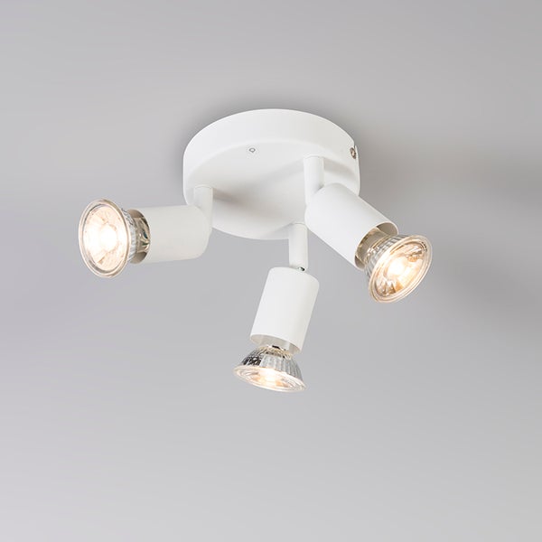 Deckenleuchte mit drei Strahlern