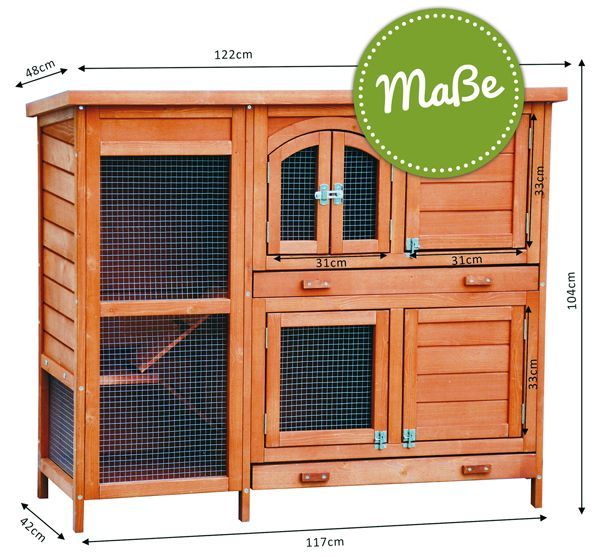 Hölzerner Kleintierstall mit zwei Etagen und Maßen 122 Zentimeter Breite, 48 Zentimeter Tiefe und 104 Zentimeter Höhe.