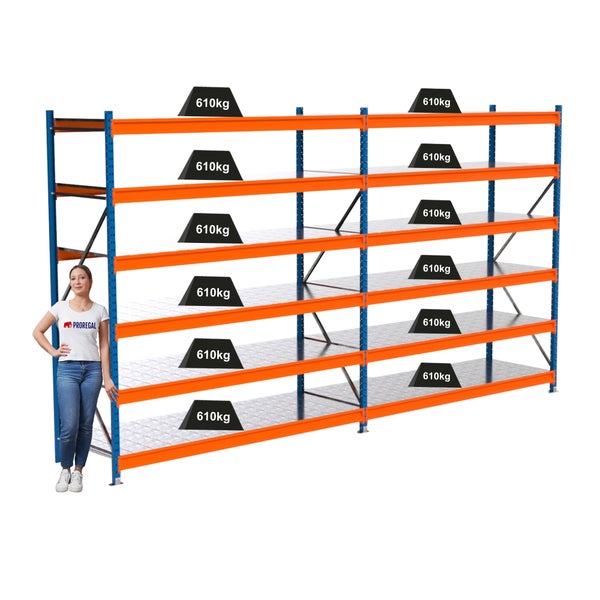 Hochregal mit fünf Ebenen und einer Traglast von 610 Kilogramm pro Ebene
