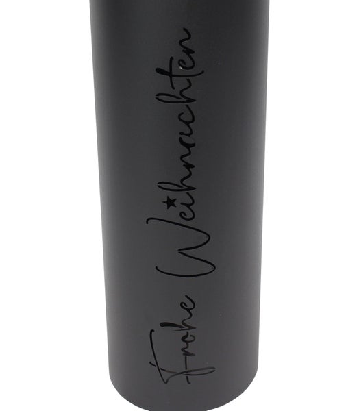 Trinkbecher aus Metall mit der Aufschrift Frohe Weihnachten