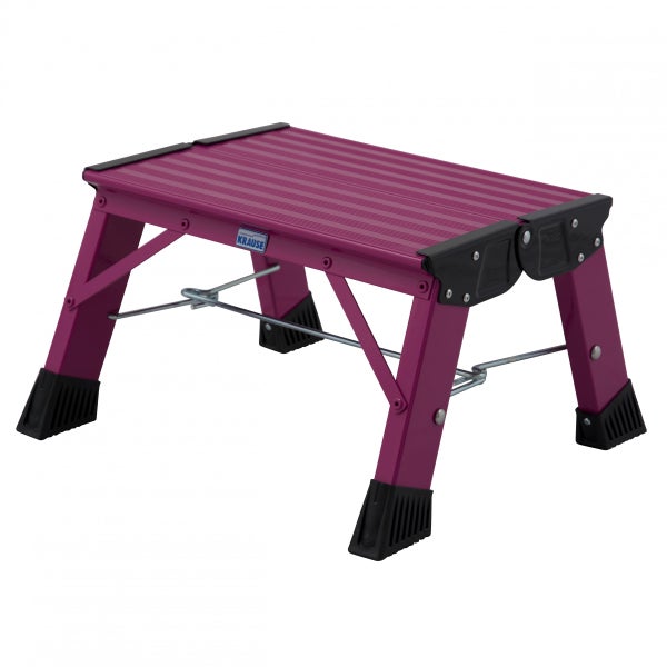 Krause Logo auf einer einzelnen, violetten Trittstufe aus Aluminium mit schwarzen Füßen.