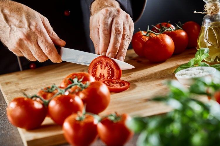 SAFLAX Garden to go - BIO - Tomate - Saint Pierre - Solanum lycopersicum - 15 Samen - Mit Topf, Klima - Deckel und Anzuchtsubstrat