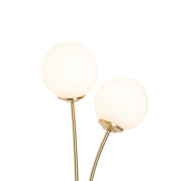 Nahaufnahme einer Stehlampe mit zwei leuchtenden Kugeln