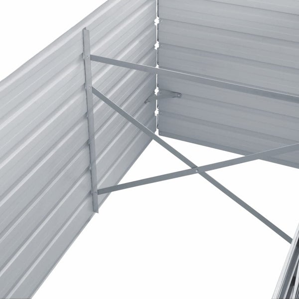 Offener, schmaler Badschrank mit Regalen und Schublade
