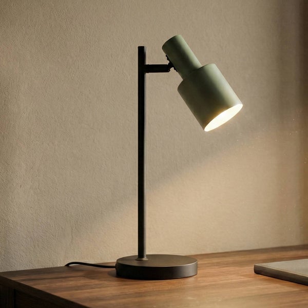 Tischleuchte mit rundem Fuß und verstellbarem Lampenkopf