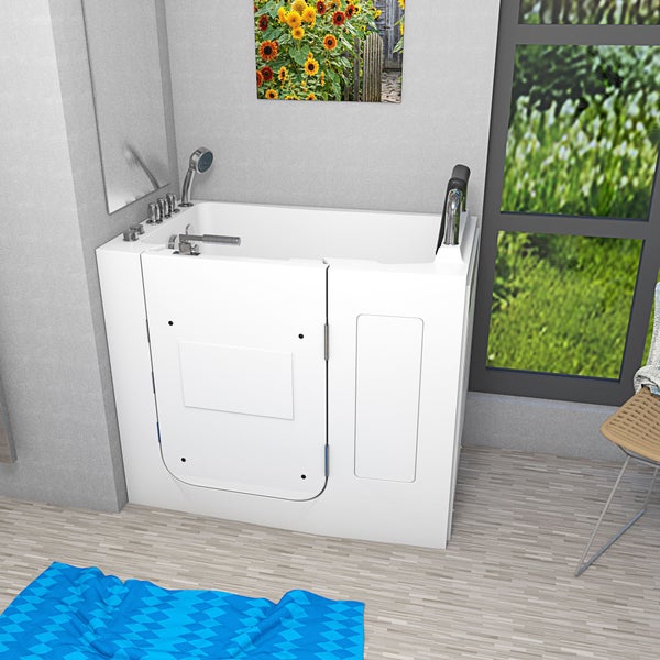 Seniorenbadewanne mit integrierter Tür und Handbrause in einem modern eingerichteten Badezimmer mit Fenster und Sonnenblumenbild.