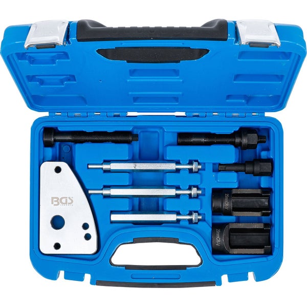 Werkzeugsatz in blauem Werkzeugkoffer geöffnet