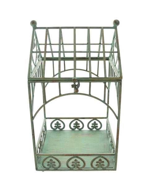 Dekorative Metalllaterne im Vintage-Stil