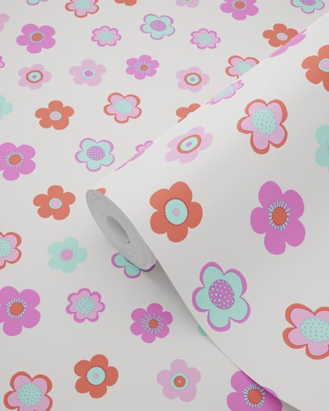 Tapetenrolle mit Blumenmuster