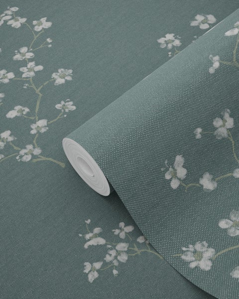 Tapetenrolle mit Blütenmuster