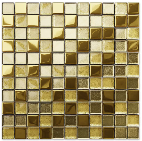 Quadratische Mosaikfliesen aus Glas mit verschiedenen Goldtönen und Oberflächeneffekten.