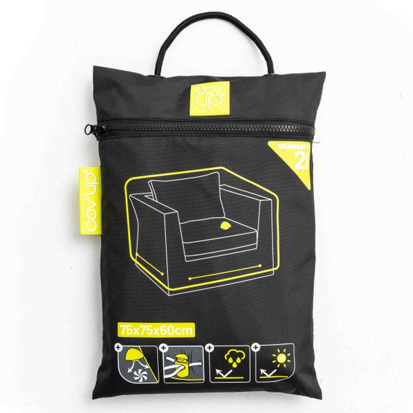 Schutzhülle für Gartensessel in schwarzer Tasche, Maße 75 mal 75 mal 60 Zentimeter, wasserdicht, UV-beständig, 2 Jahre Garantie, Cov'up Logo.