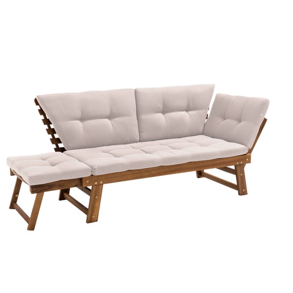 Gartenbank aus dunklem Holz mit verstellbaren Armlehnen und gesteppten hellgrauen Sitzkissen und Rückenkissen.