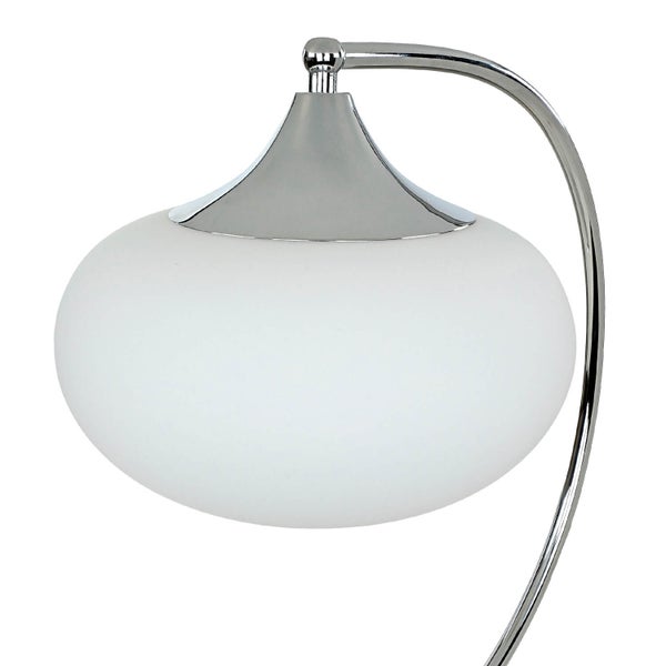 Dekorative Lampe mit Schirm