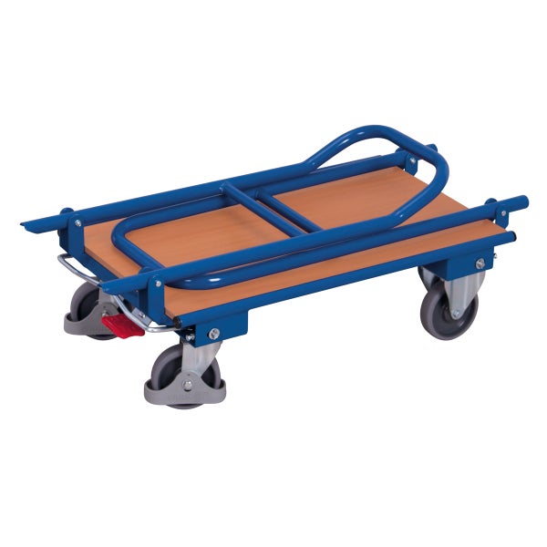 Zusammengeklappter Transportwagen mit Holzplatte und Rollen