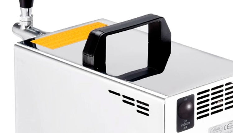 Bierzapfanlage mit Zapfhahn und Tragegriff