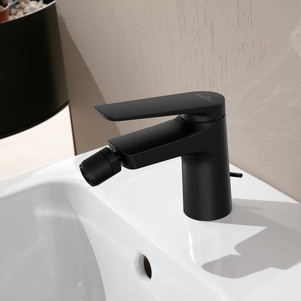 Villeroy & Boch Oasis Einhebel-Bidetarmatur, Bidet Wasserhahn mit Zugstange und Keramikkartusche, Bidetmischer wassersparend, Auslauf Höhe 73mm, rund, Matt Black