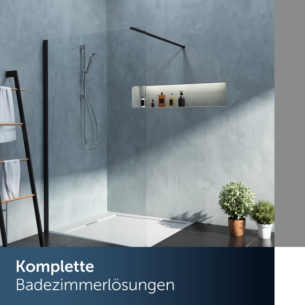 Duschkabine mit Duschwanne und Handtuchhalter in einem Badezimmer