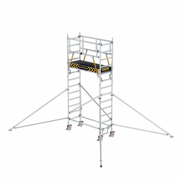 Mobiles Aluminium-Fahrgerüst FlexxTower von MUNK mit Arbeitsplattform, Sicherheitsgeländer, Rollen und seitlichen Stabilisatoren.