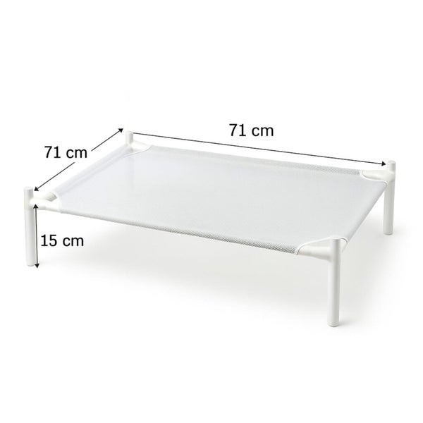 Weißes Wäschetrockengestell mit den Maßen 71 x 71 x 15 cm.
