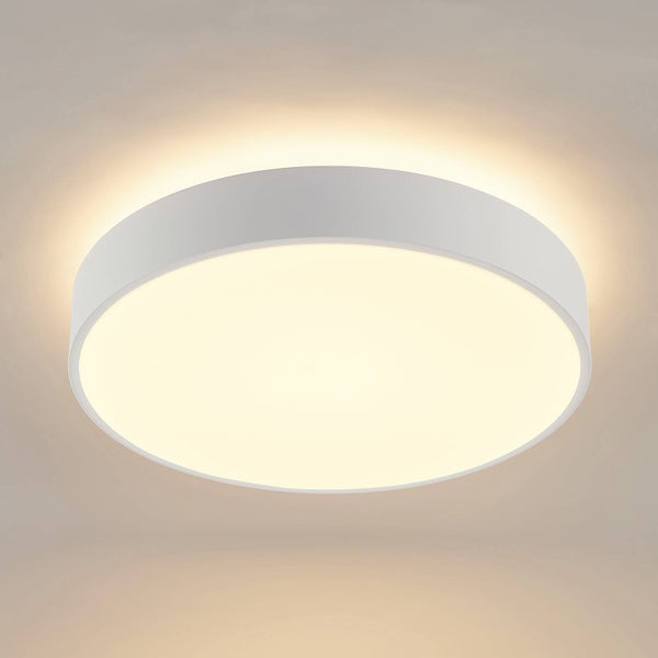 Runde LED-Deckenleuchte mit warmweißem Licht und indirektem Beleuchtungseffekt.
