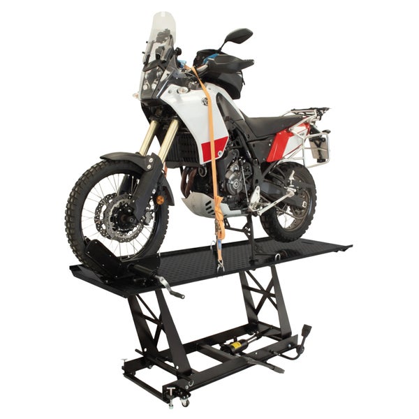 Motorrad auf Motorradheber zur Reparatur und Wartung