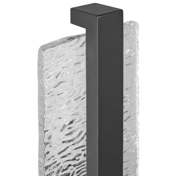Außenwandleuchte mit gewellter Glasplatte und schwarzem Metallgehäuse.