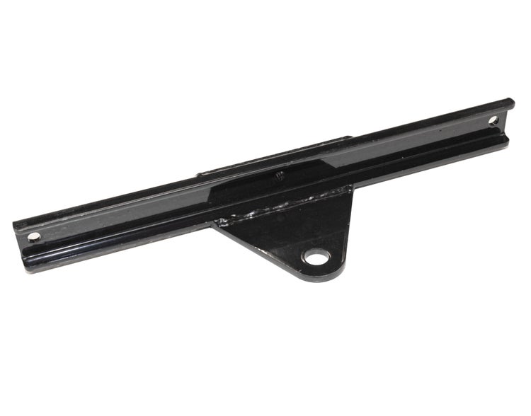 Schwarzer Metallhalter für Anhängerkupplung, Montageplatte mit Bohrungen.