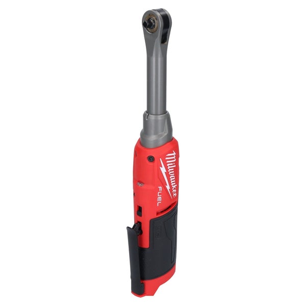 Milwaukee M12 FUEL Akku-Ratschenschrauber mit schmalem Kopf und langem Hals.
