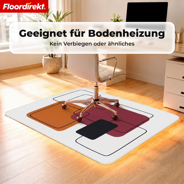 Floordirekt Logo. Bodenschutzmatte mit geometrischem Muster auf Holzboden in einem hellen Büro. Geeignet für Fußbodenheizung.
